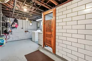 983 Garden St NW, Warren, OH 44485 - Photo 41