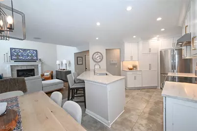 1305 Fieldstone Court, Grandview Heights, OH 44147 - Photo 13