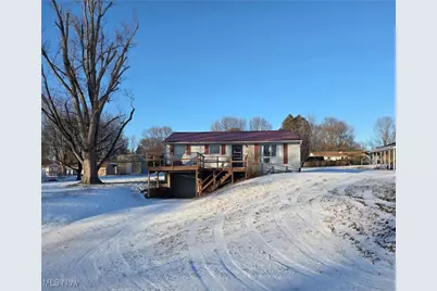 155 Sandy Drive SE, New Philadelphia, OH 44663 - Photo 1