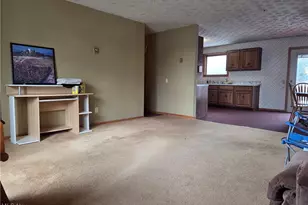 155 Sandy Dr SE, New Philadelphia, OH 44663 - Photo 13