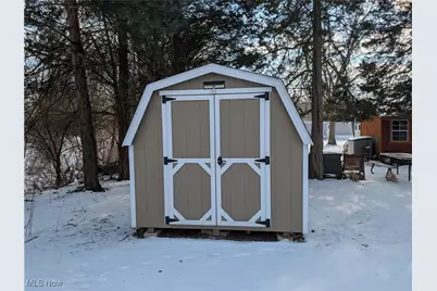 235 Chaucer, Elyria, OH 44035 - Photo 9