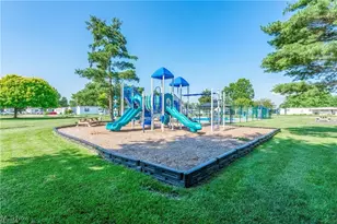 235 Chaucer, Elyria, OH 44035 - Photo 15