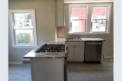 952 Elbon Road, Cleveland Heights, OH 44121 - Photo 3