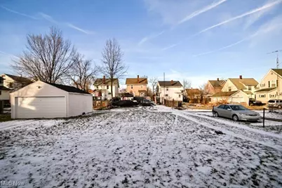 2519 12th Street SW, Canton, OH 44710 - Photo 3