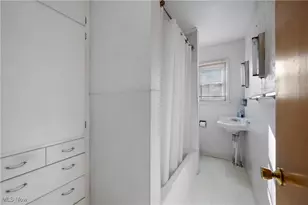 241 W Main St, Dalton, OH 44618 - Photo 27