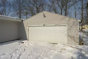 9431 Briar Dr, Streetsboro, OH 44241 - Photo 35