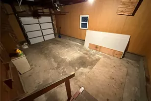 230 E 21st St, Dover, OH 44622 - Photo 21