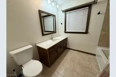 230 E 21st Street, Dover, OH 44622 - Photo 13