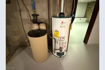 230 E 21st Street, Dover, OH 44622 - Photo 33