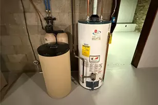 230 E 21st St, Dover, OH 44622 - Photo 33