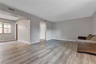 15825 Van Aken Blvd, Huber Heights, OH 44120 - Photo 5