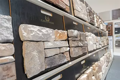 8992 Greensway Street NW, Massillon, OH 44646 - Photo 7