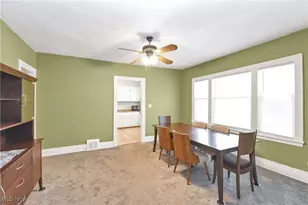 2477 Lee Rd, Cleveland Heights, OH 44118 - Photo 11