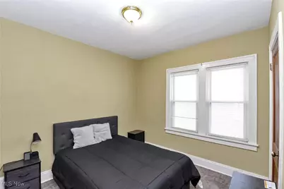 2477 Lee Road, Cleveland Heights, OH 44118 - Photo 17