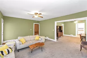 2477 Lee Rd, Cleveland Heights, OH 44118 - Photo 9