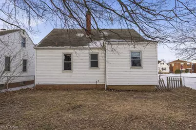 20990 Morris Avenue, Euclid, OH 44123 - Photo 23