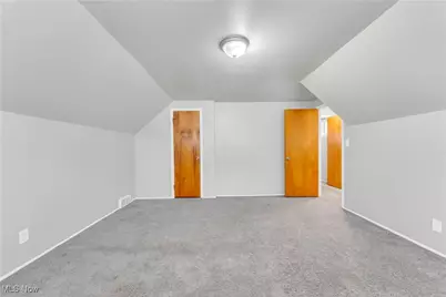 17401 Wayne Drive, Loveland, OH 44128 - Photo 19