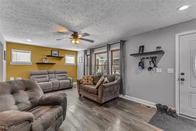 9391-9381 Columbia Road, Olmsted Falls, OH 44138 - Photo 5