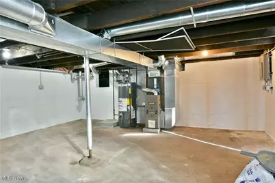 3578 Homewood Avenue, Hubbard, OH 44425 - Photo 37