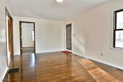 3578 Homewood Avenue, Hubbard, OH 44425 - Photo 5