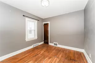 9509 Rosewood Ave, Loveland, OH 44105 - Photo 11