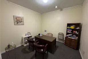 152 E Main St, Barnesville, OH 43713 - Photo 13