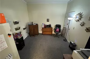 152 E Main St, Barnesville, OH 43713 - Photo 7