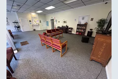 152 E Main Street, Barnesville, OH 43713 - Photo 9