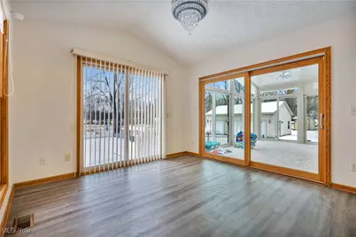 5813 Cleveland Massillon Road, New Franklin, OH 44203 - Photo 7