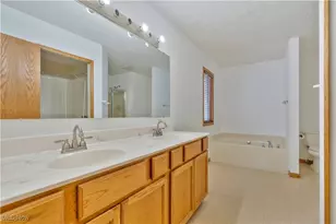 5813 Cleveland Massillon Rd, Barberton, OH 44203 - Photo 25