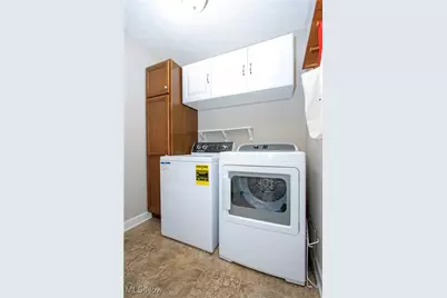 121 Carter Grove Drive, Smithville, OH 44677 - Photo 11