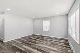 801 Triplett Blvd, Akron, OH 44306 - Photo 15