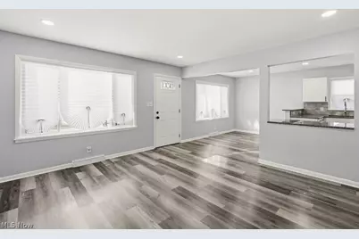 801 Triplett Boulevard, Akron, OH 44306 - Photo 17