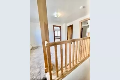 19031 Locherie Avenue, Euclid, OH 44119 - Photo 13