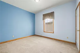 10304 Honeysuckle Ln, Grandview Heights, OH 44147 - Photo 19