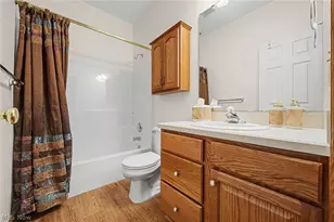 10304 Honeysuckle Ln, Grandview Heights, OH 44147 - Photo 21