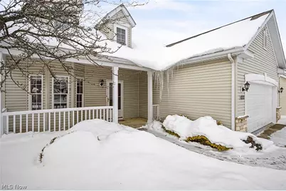 10304 Honeysuckle Lane, Grandview Heights, OH 44147 - Photo 3