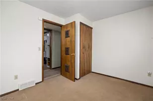 105 Northwood Hollow Ct, Amherst, OH 44001 - Photo 31