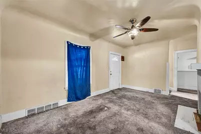 445 E 109th Street, Loveland, OH 44108 - Photo 7