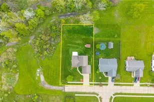 704 Black Bear Run, LaGrange, OH 44050 - Photo 13
