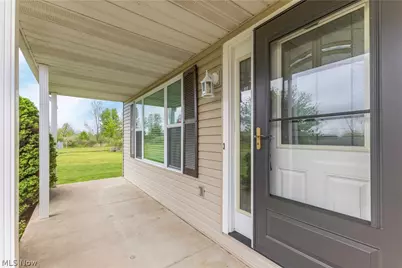 704 Black Bear Run, LaGrange, OH 44050 - Photo 3