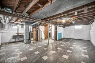 5100 Erwin St, Maple Heights, OH 44137 - Photo 29