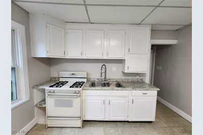 2200 W 104th Street #Lower Unit, Loveland, OH 44102 - Photo 5