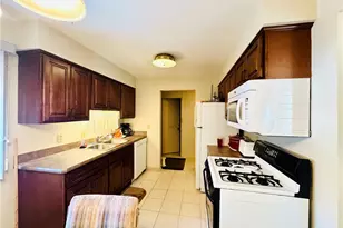 359 Quarry Ln Dr SW, Howland, OH 44483 - Photo 3