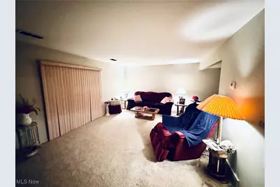 359 Quarry Lane Drive SW, Howland, OH 44483 - Photo 15