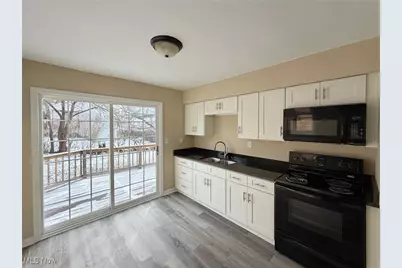 2012 Girard Avenue, Steubenville, OH 43952 - Photo 9