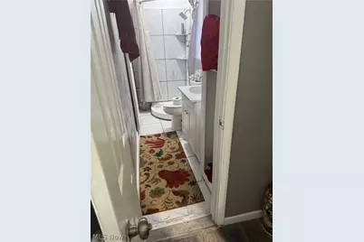 543 Corice Street, Akron, OH 44311 - Photo 5