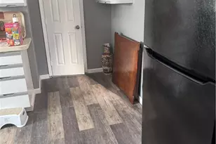 543 Corice St, Akron, OH 44311 - Photo 3