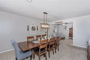 543 Sherwood Dr, Aurora, OH 44202 - Photo 3
