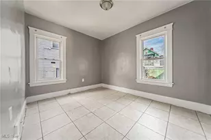 12521 Locke Ave, Loveland, OH 44108 - Photo 17